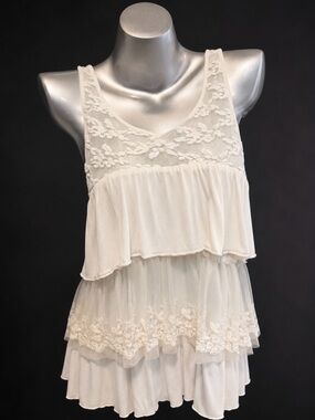 American Eagle ruffle tiered tank top floral mesh lace white fairycore fairy y2k